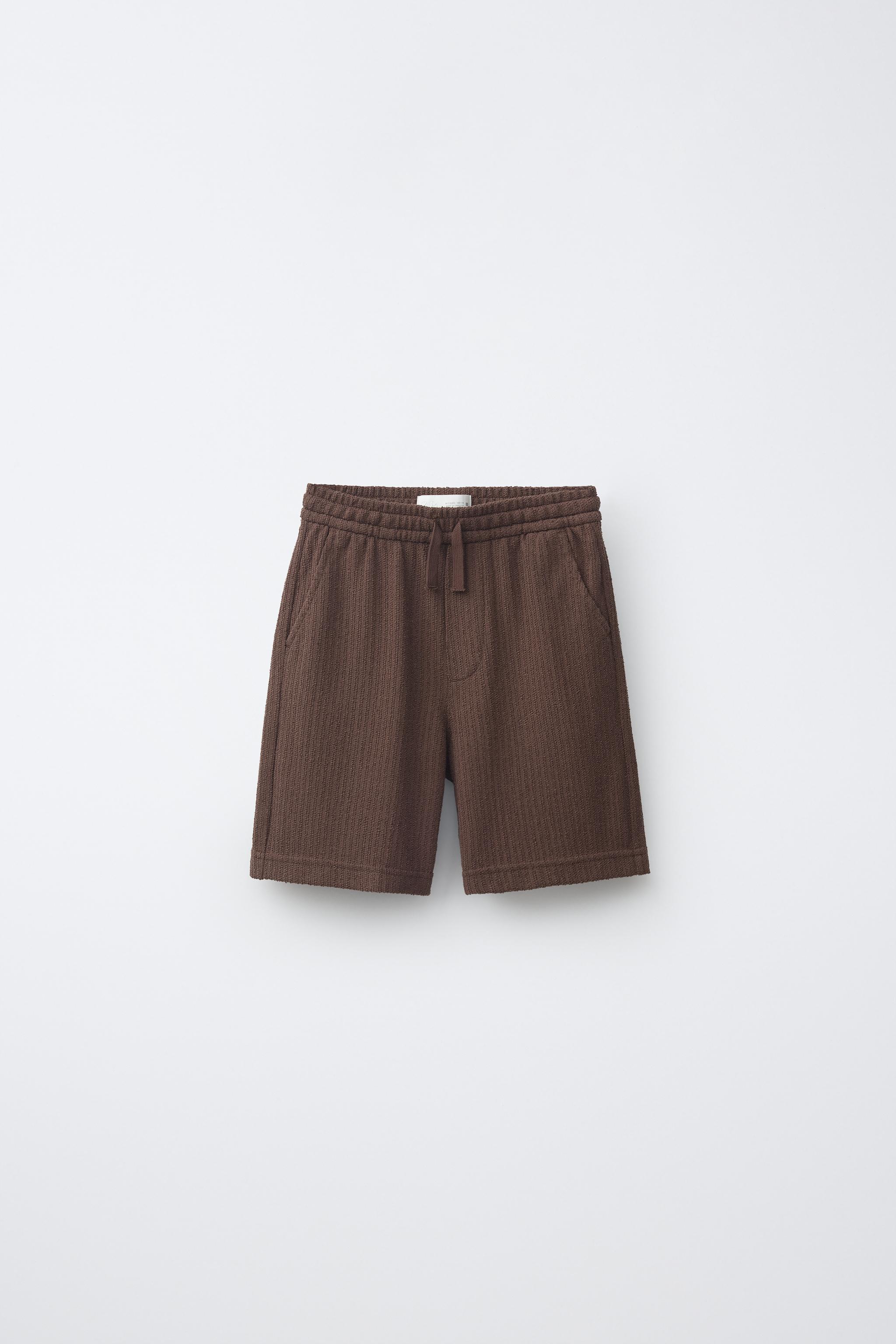 TEXTURED RUSTIC SHORTS — Chocolate