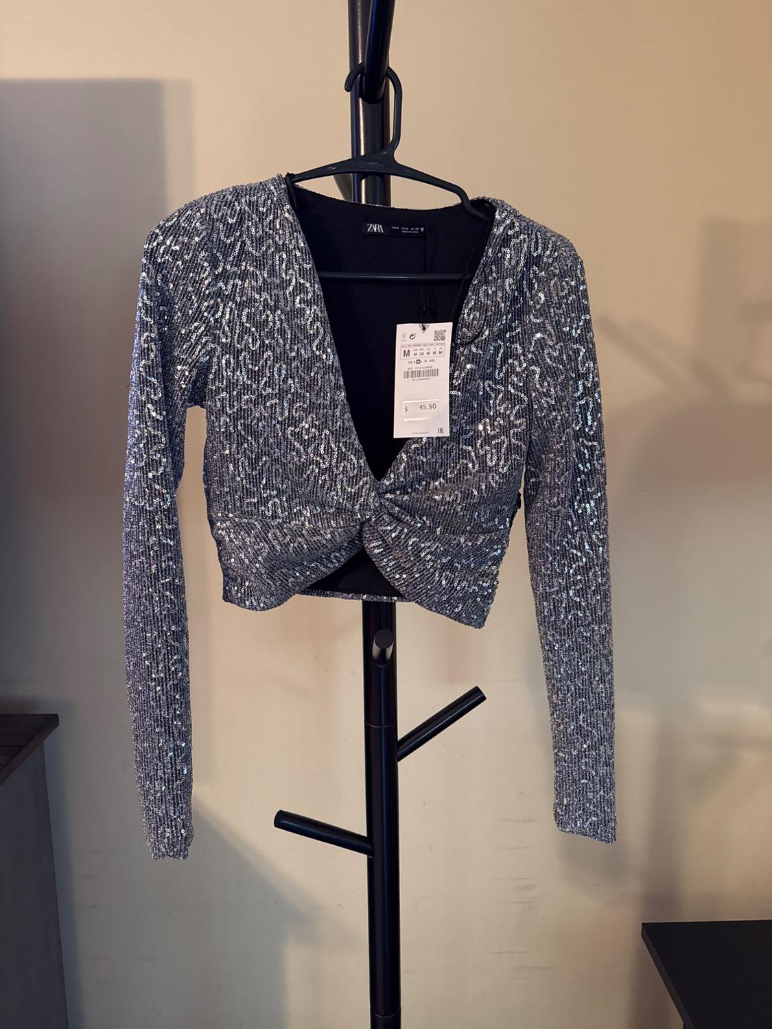 SEQUIN KNOTTED TOP
