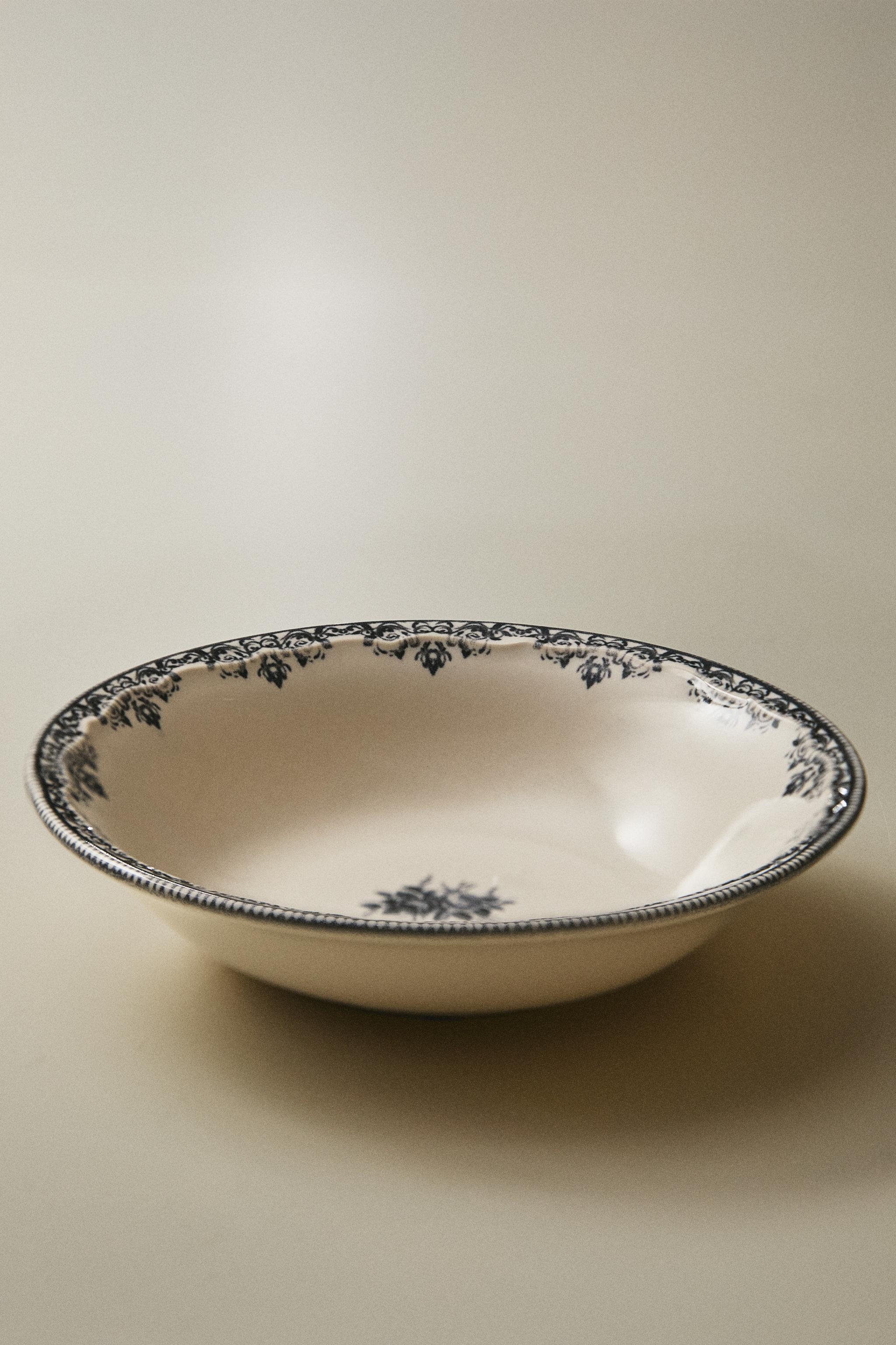 POSITIONED DRAWING DESSERT BOWL