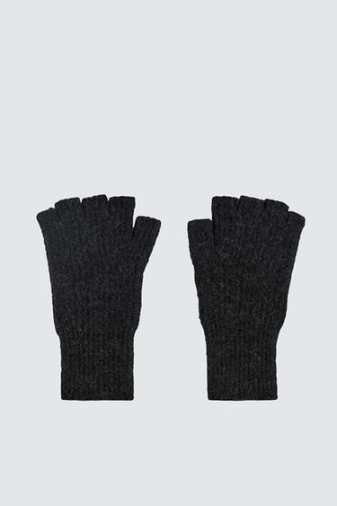 KNIT MITTENS - Black by Zara