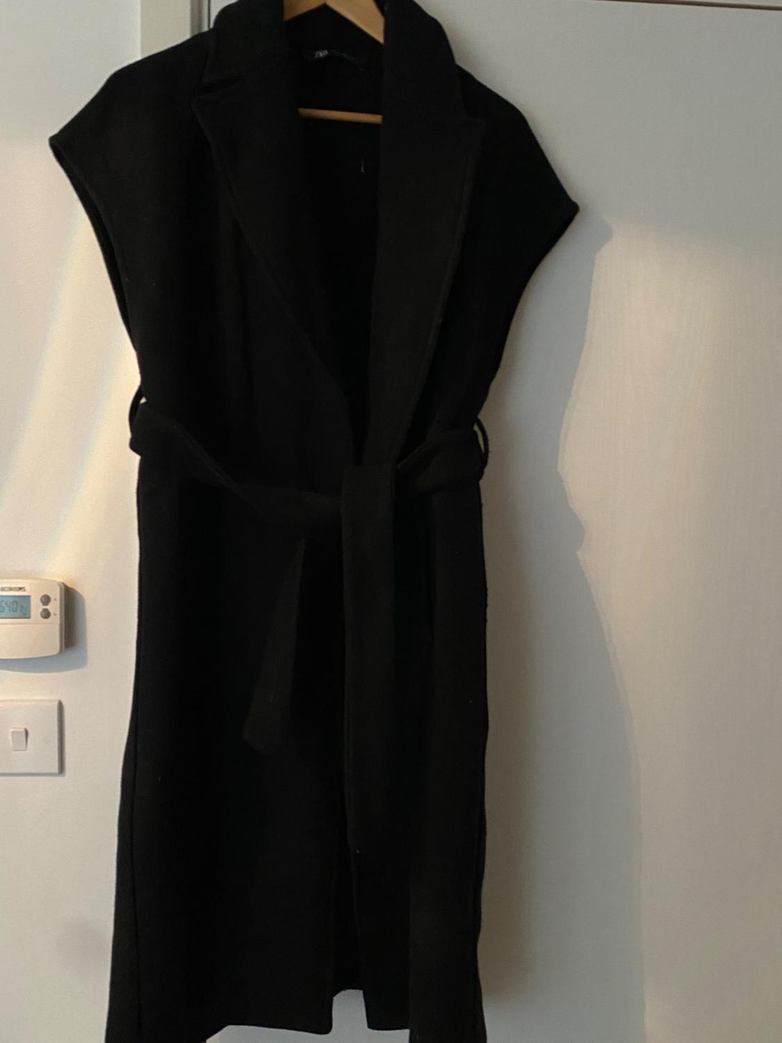 WAISTCOAT WITH BELT