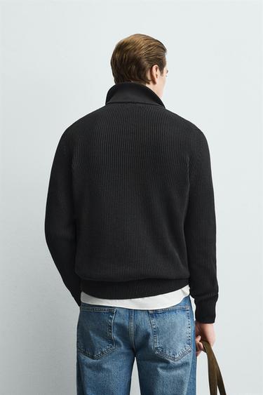 PULL EN MAILLE PERLÉE À COL ZIPPÉ - Noir de Zara - Image 2