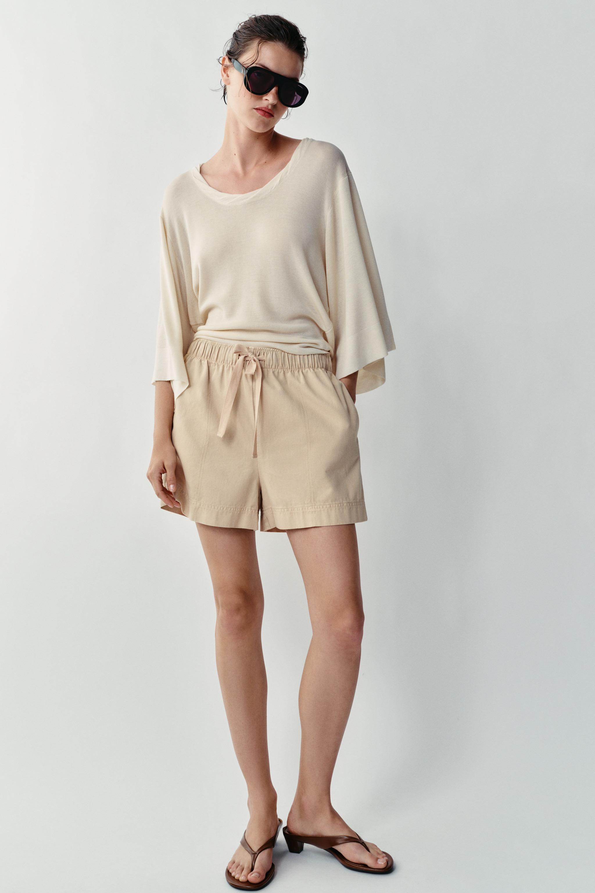 100% COTTON ELASTIC WAIST SHORTS — Sand