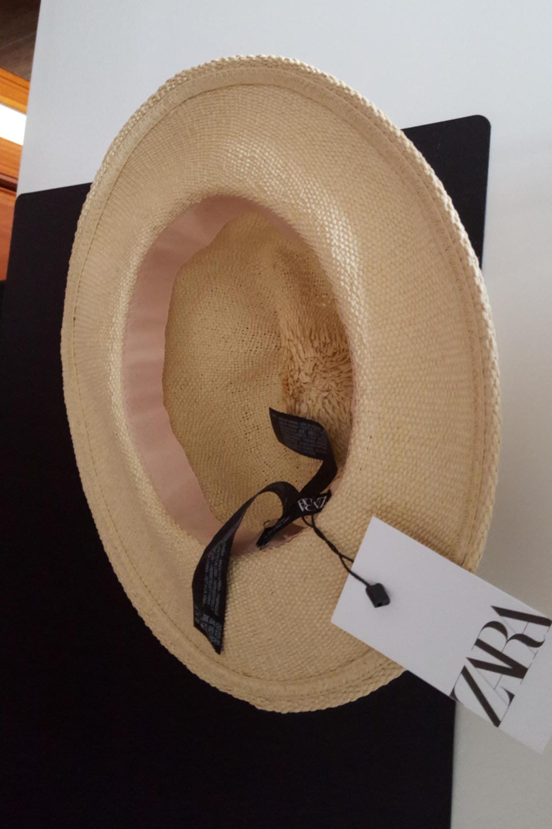 HAT WITH BAND - Image 3