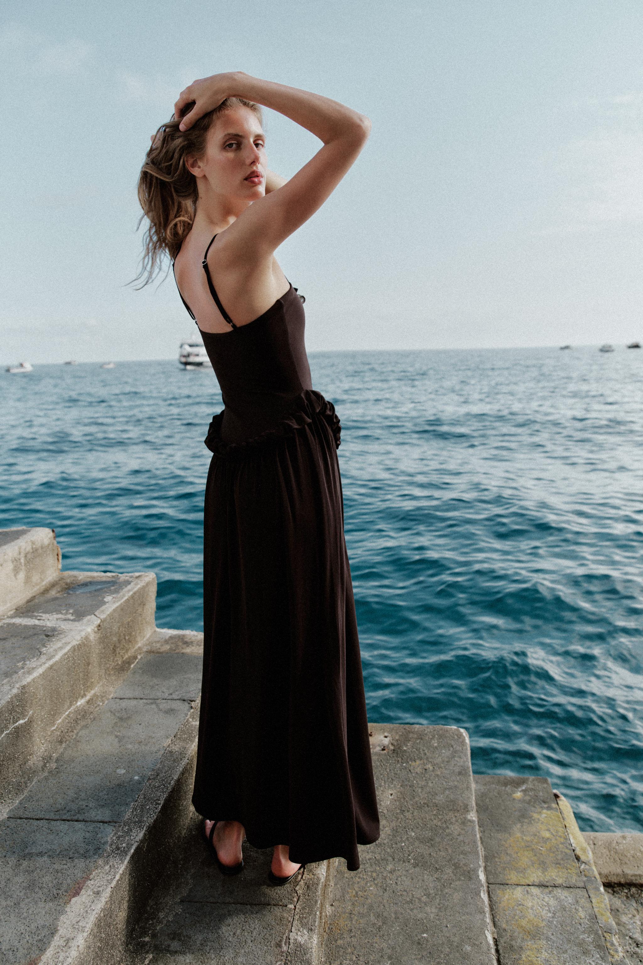 PEPLUM VOLUME DRESS - Dark brown | ZARA United States PEPLUM VOLUME DRESS - Dark brown | ZARA United States