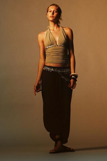 HALTER YAKA BONCUKLU TOP