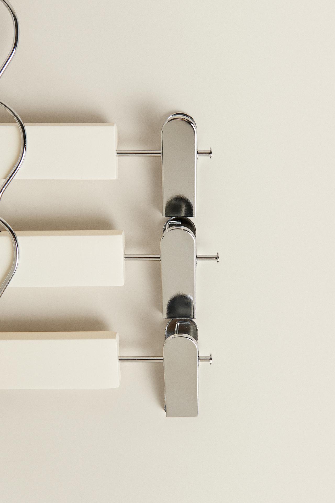 KIDS’ WOODEN HANGERS WITH CLIPS (PACK OF 3) — Oyster-white