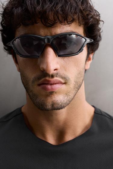 PERFORATED TECHNICAL T-SHIRT - Black by Zara - Image 5