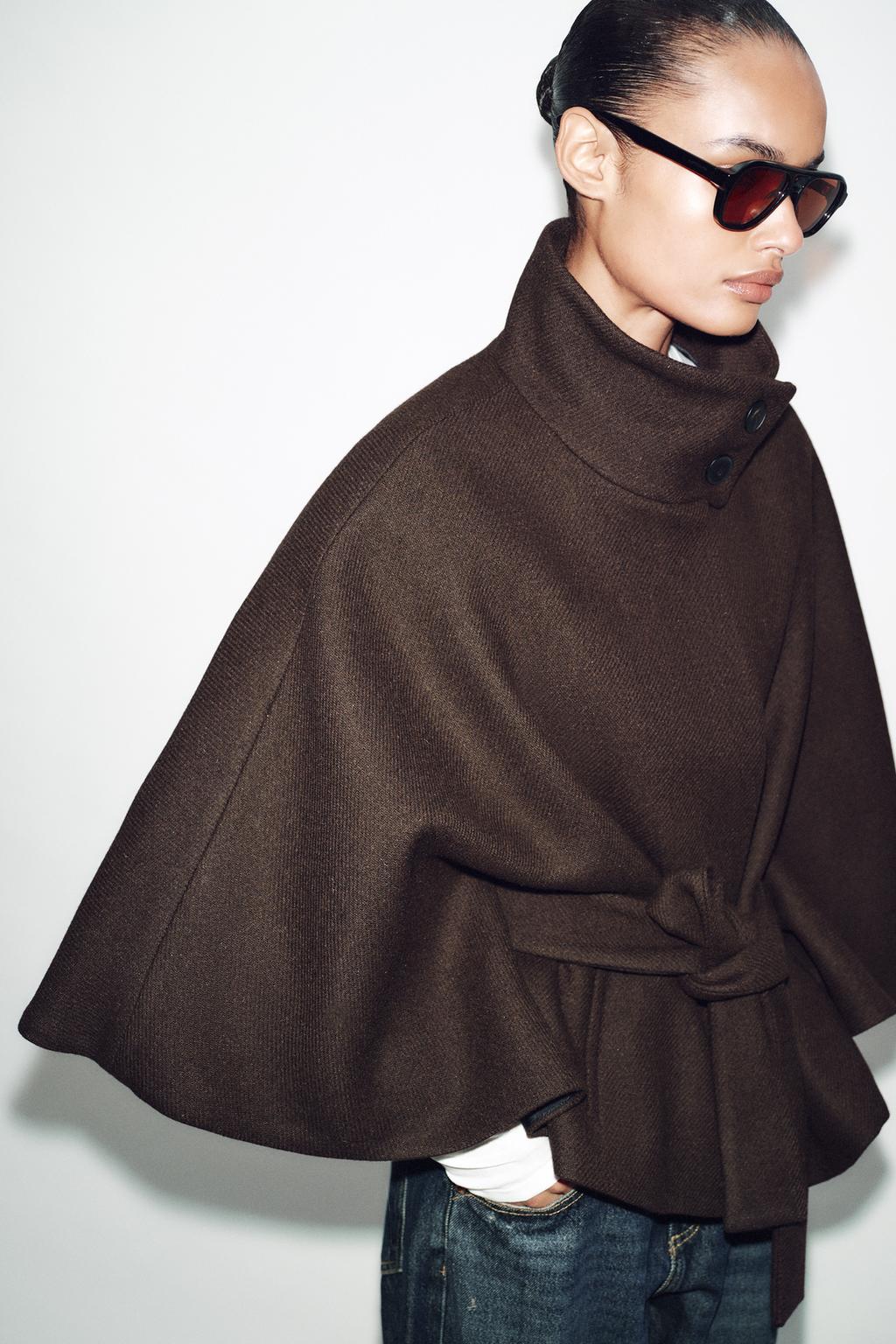 SHORT WOOL CAPE COAT WITH BELT