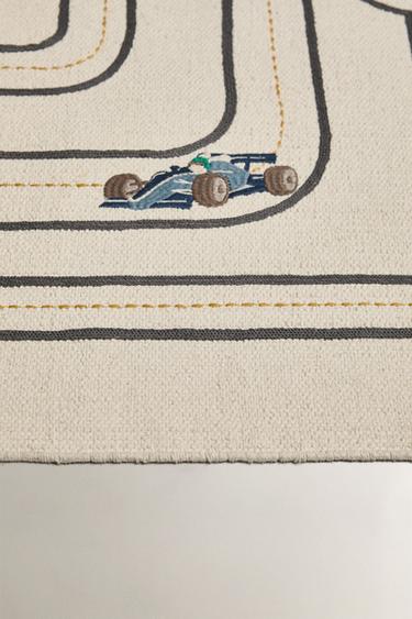 TAPIS ENFANT PISTE DE COURSE - Beige clair de Zara - Image 2