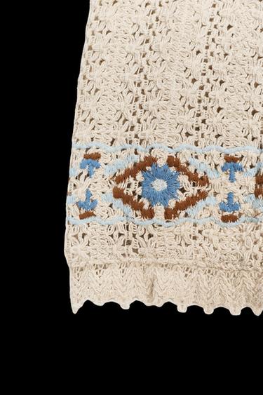 Zara EMBROIDERED CROCHET SHORTS - Ecru