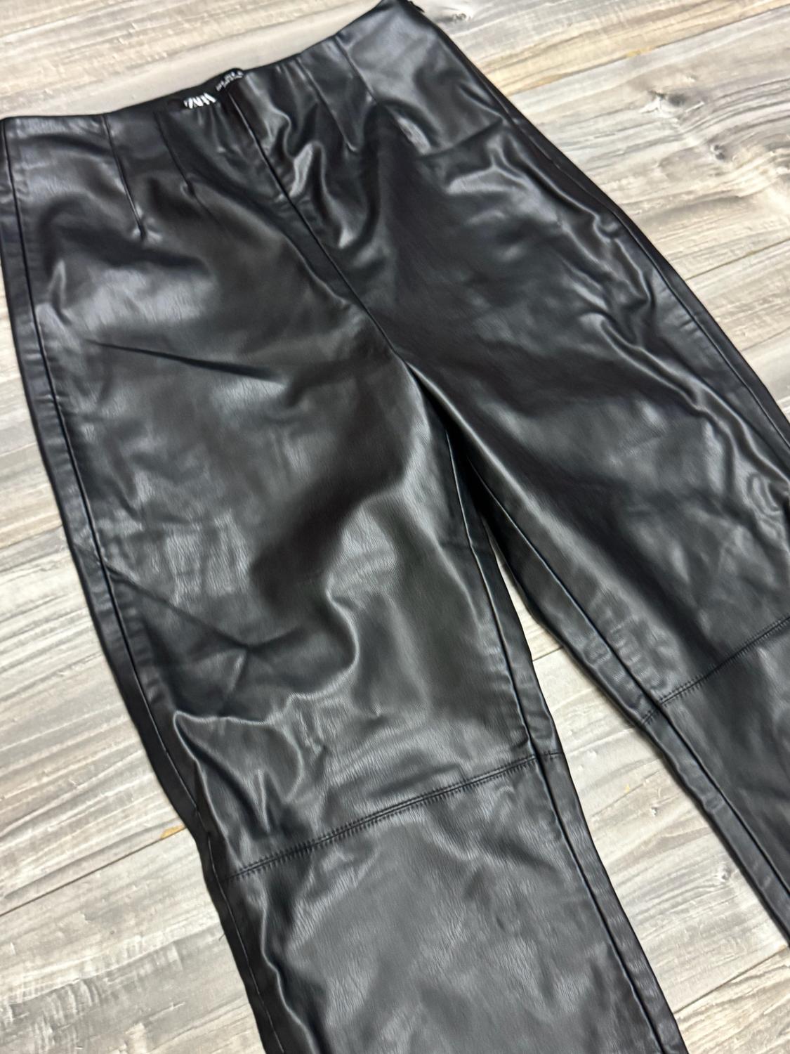 MINI FLARE FAUX LEATHER LEGGINGS - Image 2