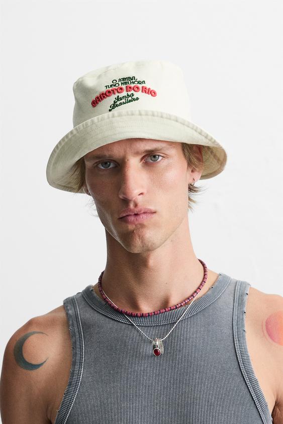 CONTRAST EMBROIDERY BUCKET HAT