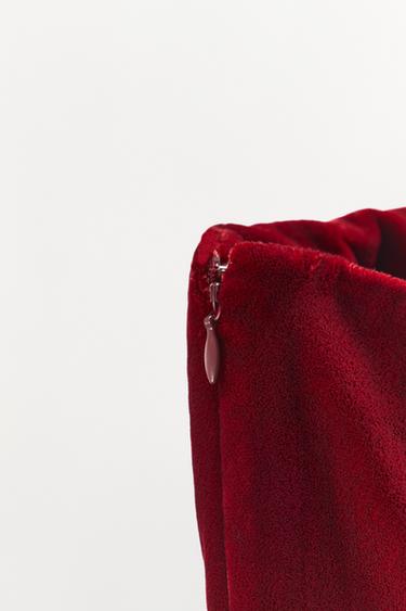 ROBE EN VELOURS BUSTIER LIMITED EDITION - Rouge foncé de Zara - Image 8