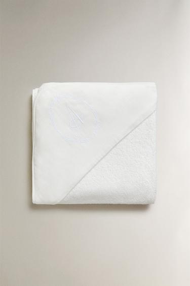 Zara CHIFFON HOODED BABY TOWEL WITH LETTERS - 