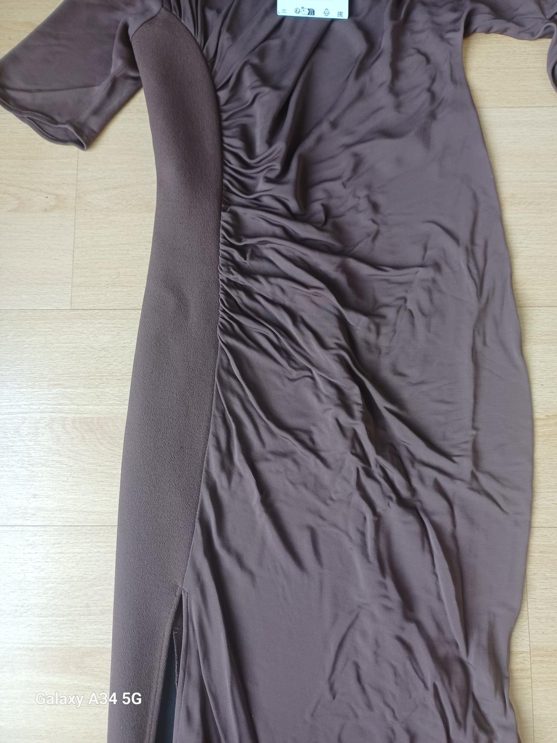 LIMITED EDITION DRAPED MIDI DRESS - Image 3