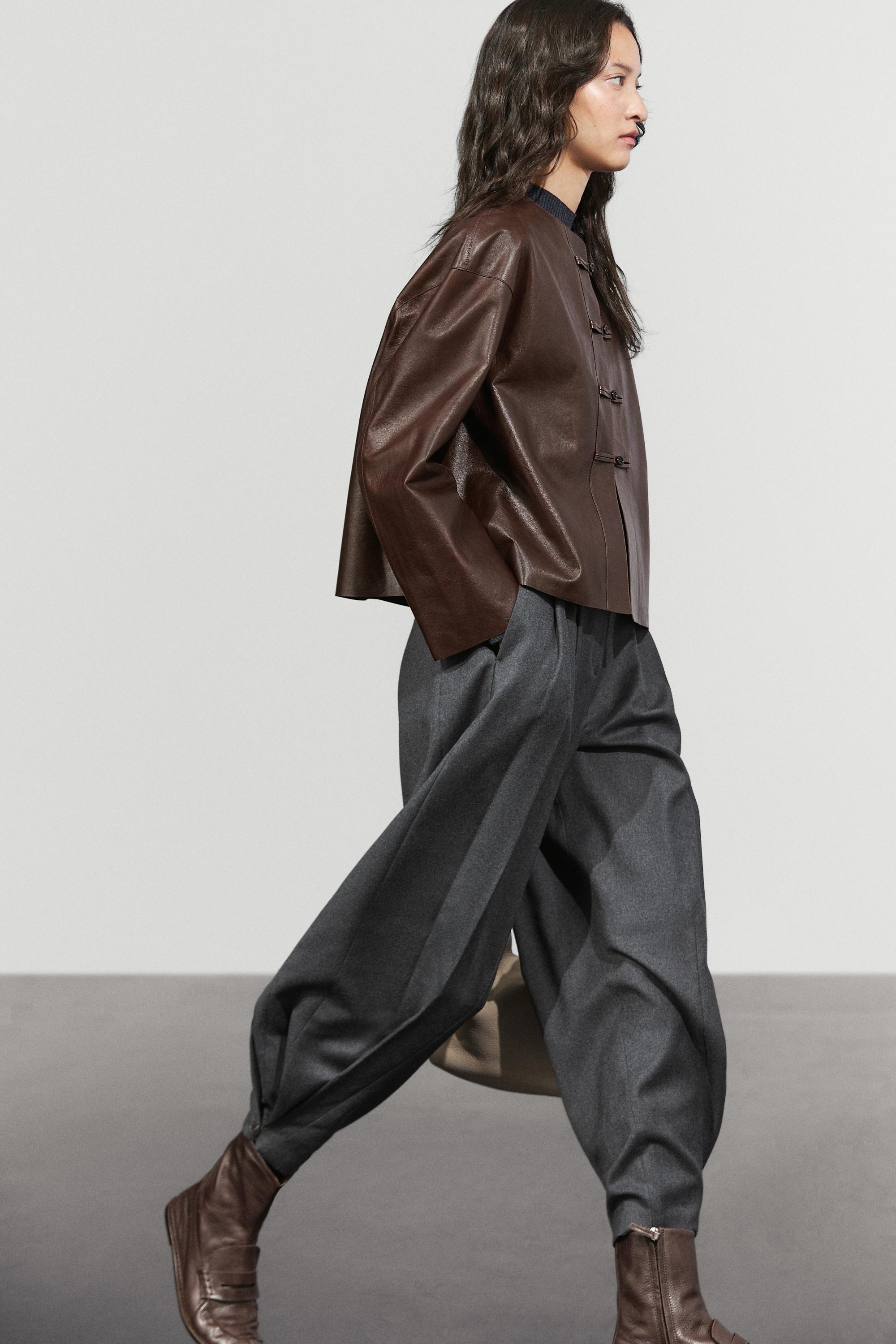 Veste en cuir nappa à brandebourgs