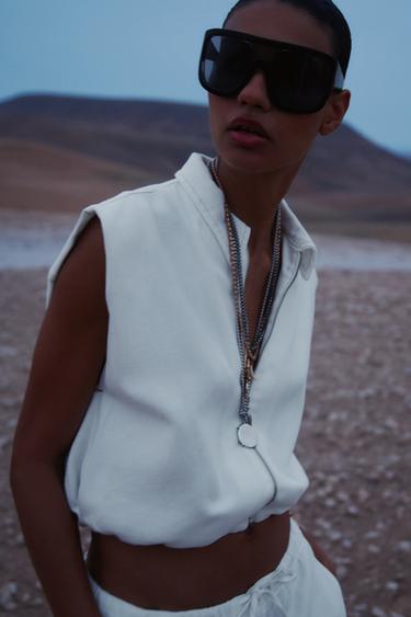 GILET BAS ÉLASTIQUE SURPIQÛRES - Écru de Zara - Image 2