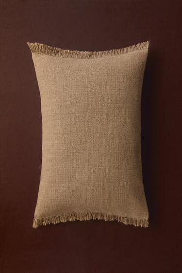 DEKOKISSENBEZUG MIT FRANSEN - Sandfarben von Zara