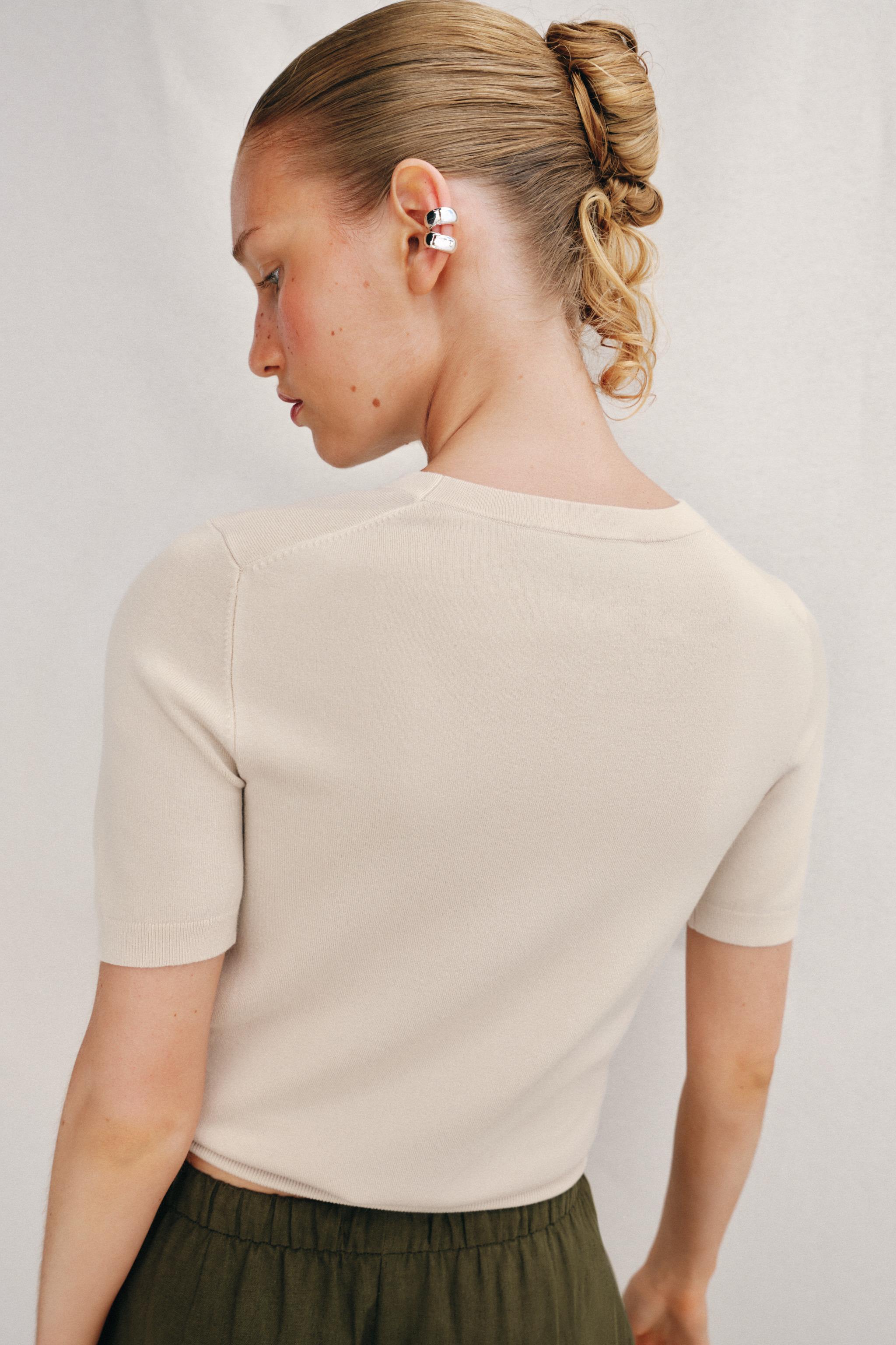 Женские свитеры Zara PLAIN KNIT BASIC SHORT SLEEVE TOP — фото 4
