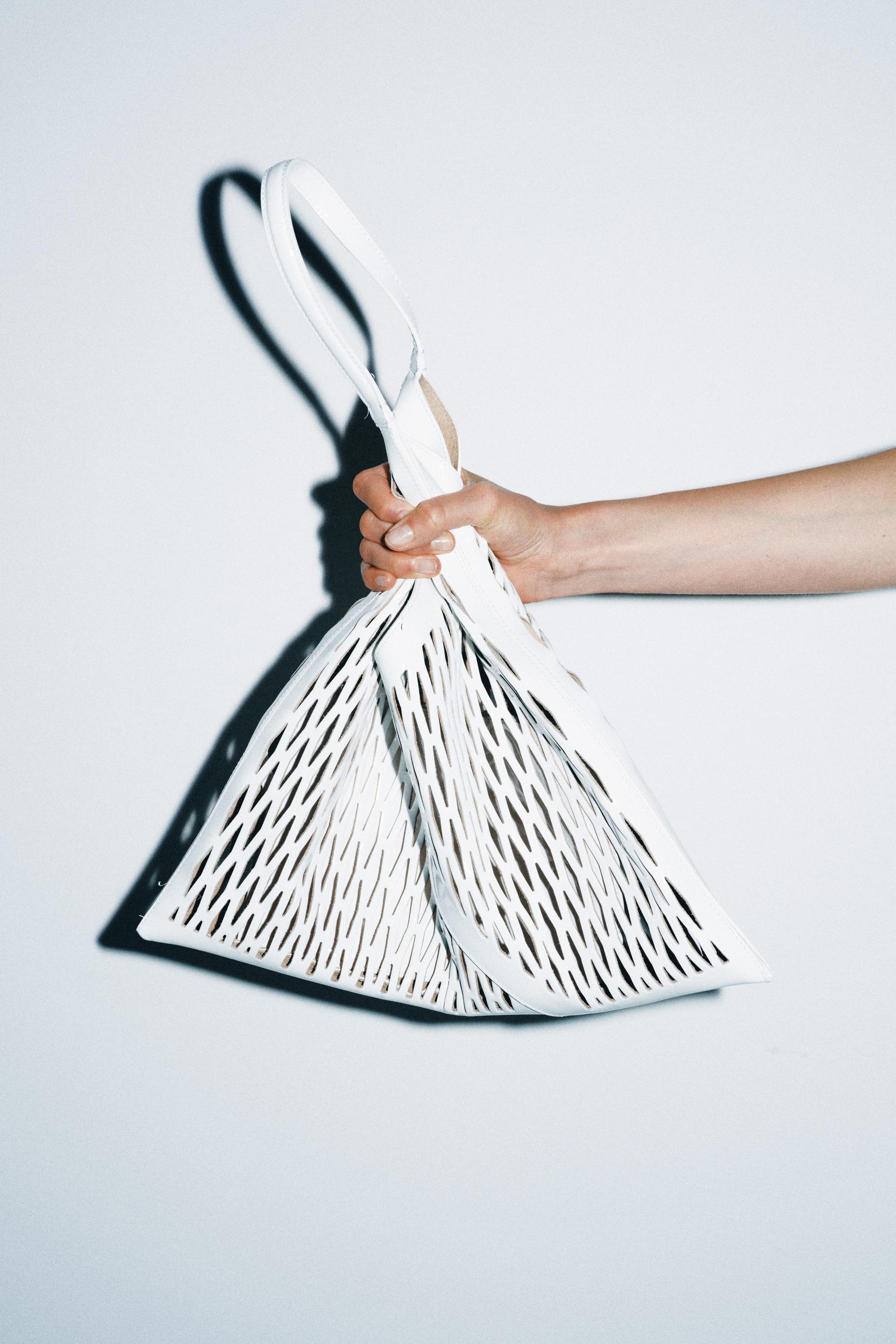 LASER-CUT LEATHER SHOPPER