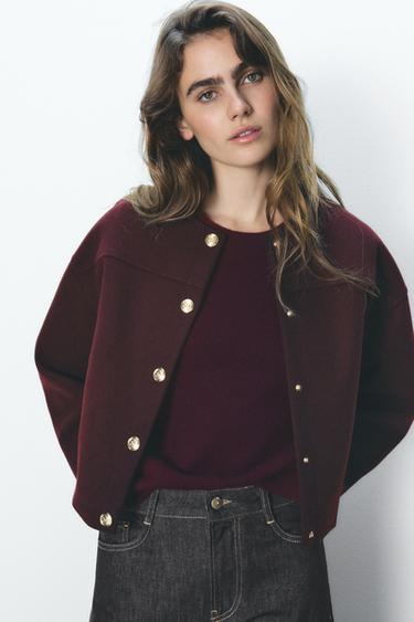 CAZADORA SOFT BOTONES DORADOS - Burgundy de Zara