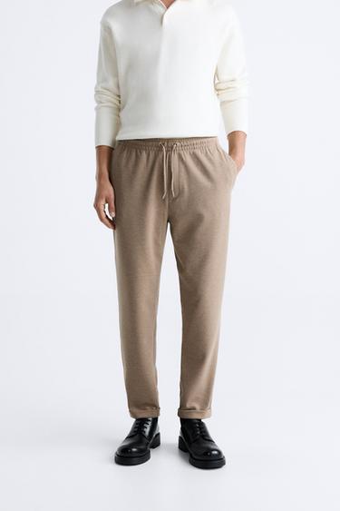 Zara's mens section lowkey has pieces! Found these pants & I'm obsesse