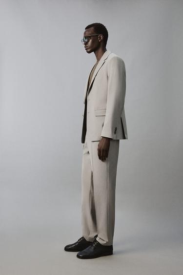 COSTUME REGULAR FIT STRUCTURÉ -  de Zara - Image 0
