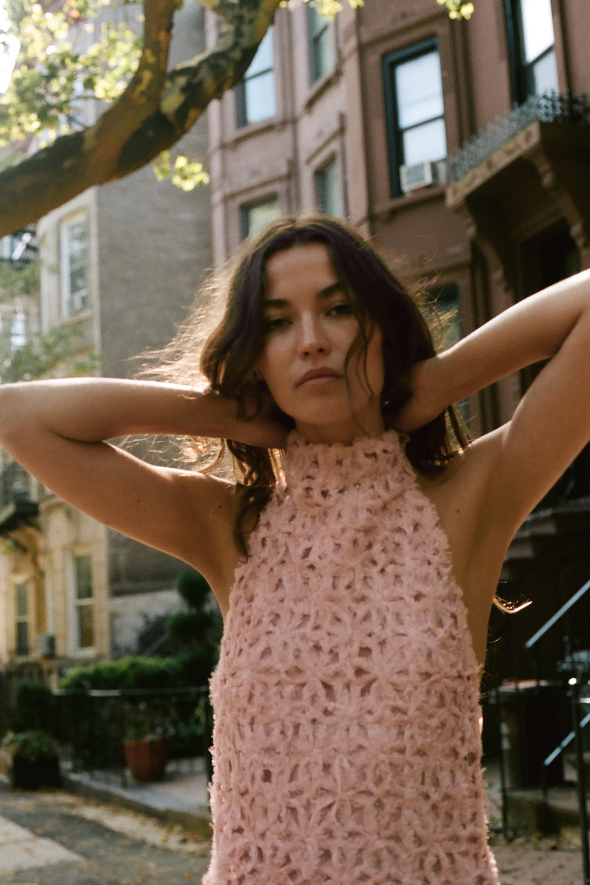 ASYMMETRIC HALTER TOP - White / Pink | ZARA United States