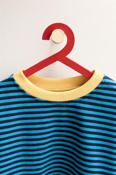 ZARA TIMELESS - ФУТБОЛКА В ПОЛОСКУ С КОНТРАСТНОЙ ОТДЕЛКОЙ — СИНИЙ / ИНДИГО от Zara