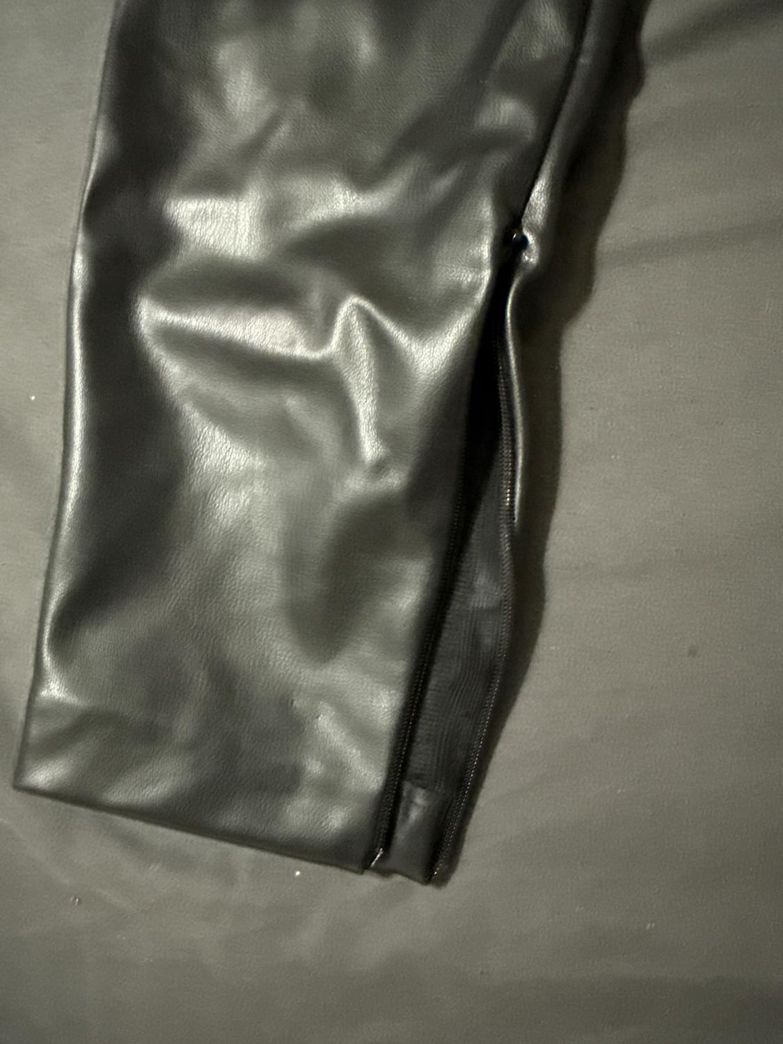FAUX LEATHER LEGGINGS - Image 2