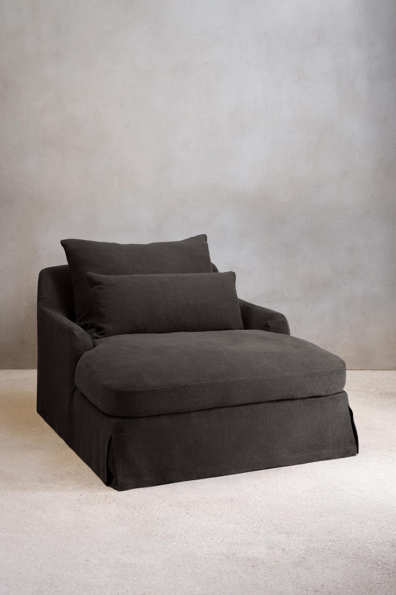 LOVESEAT 01 — MIDNIGHT BLUE
