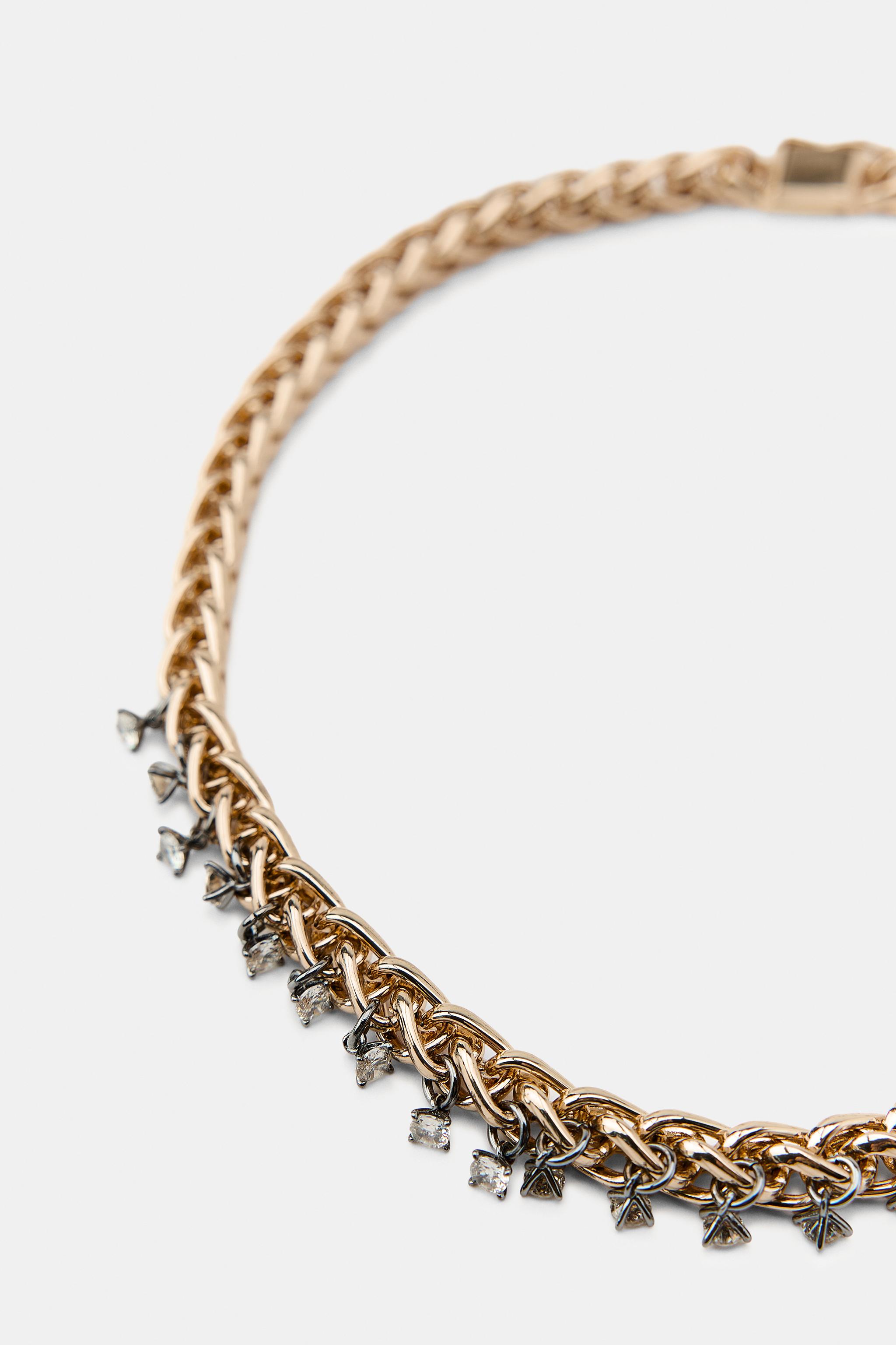 COLLIER À MAILLONS ET BIJOUX COMBINÉS