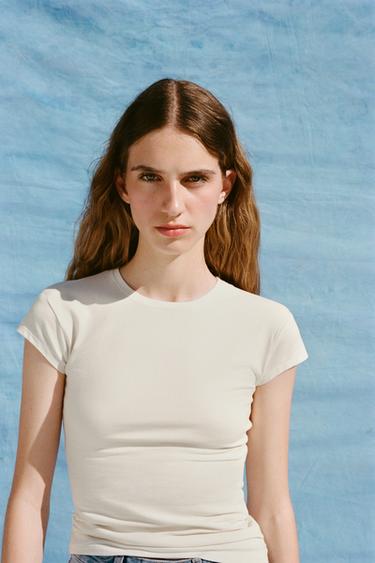 SLIM FIT SHORT SLEEVE T-SHIRT - Ecru by Zara