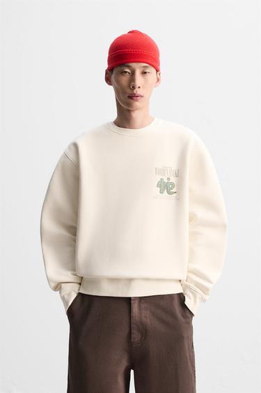 SWEATSHIRT WITH CONTRAST EMBROIDERY - Oyster-white by Zara