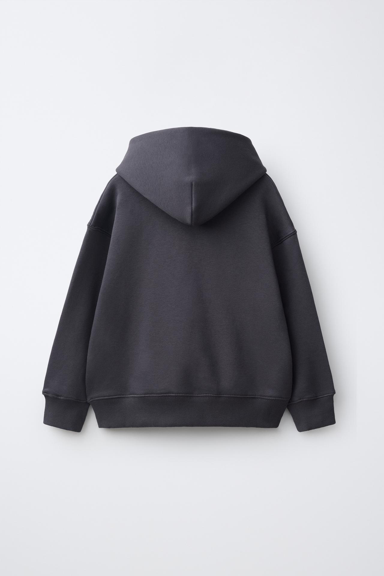 EMBOSSED TEXT HOODIE — Dark anthracite