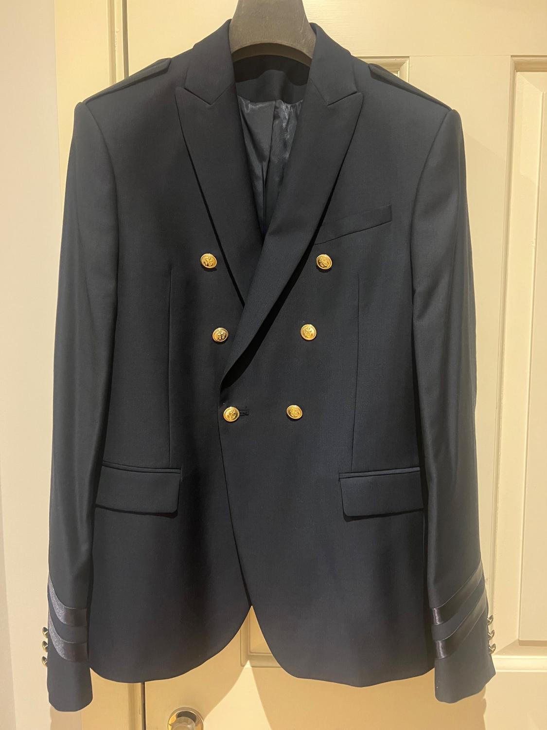 BLAZER WITH GOLDEN BUTTONS