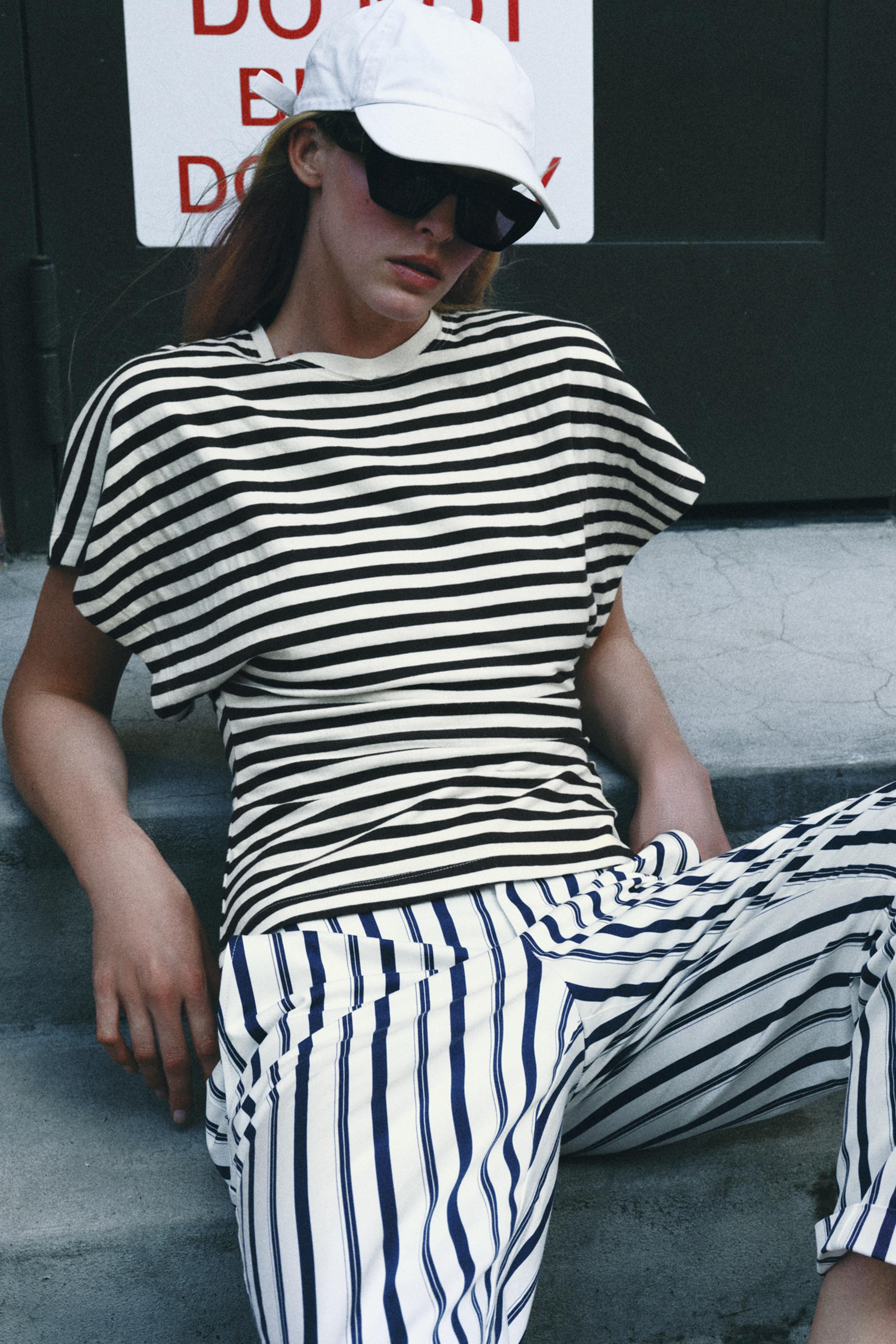 WIDE SLEEVE STRIPED T-SHIRT — Brown Stripes