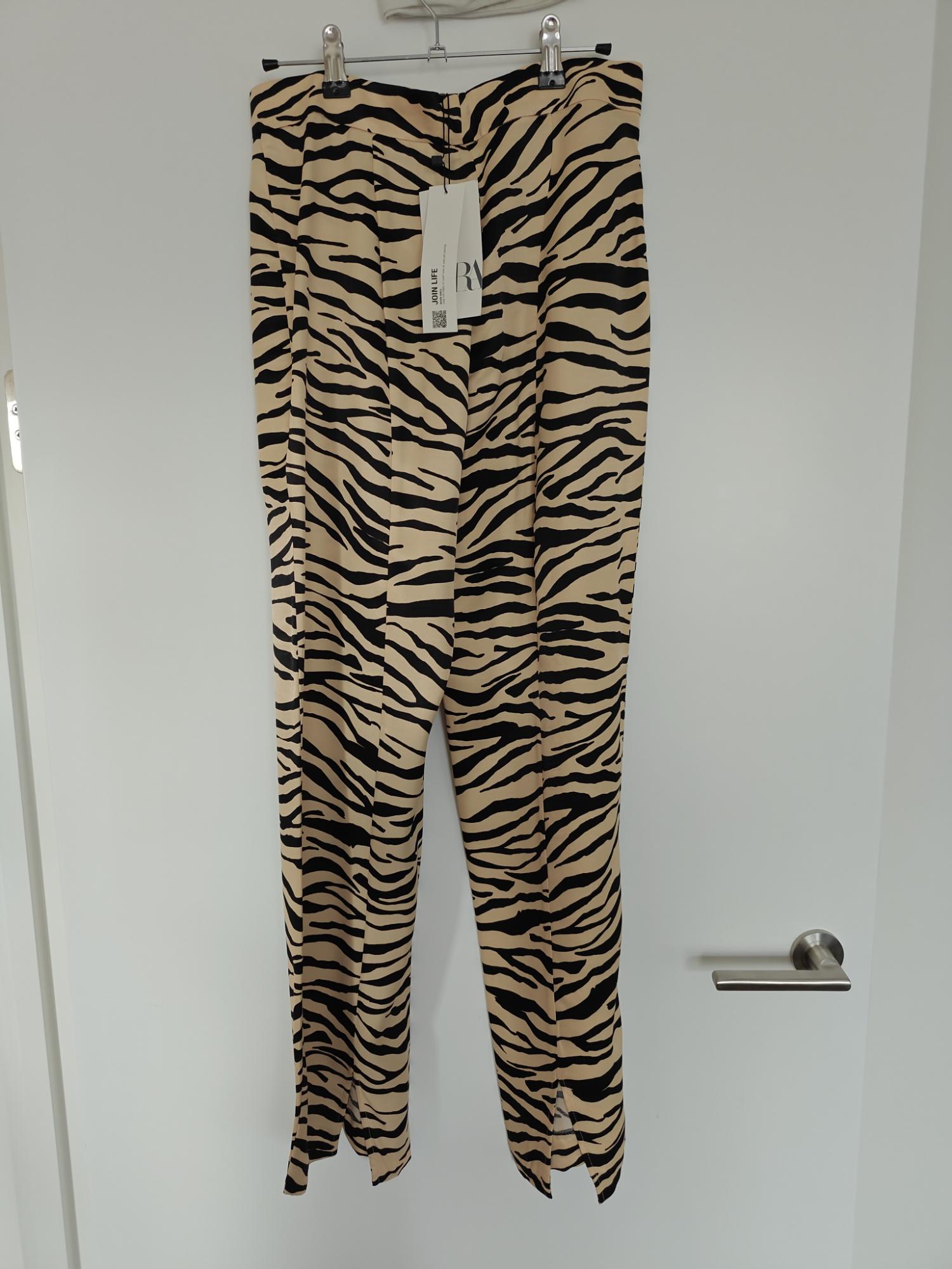 ANIMAL PRINT SATIN TROUSERS