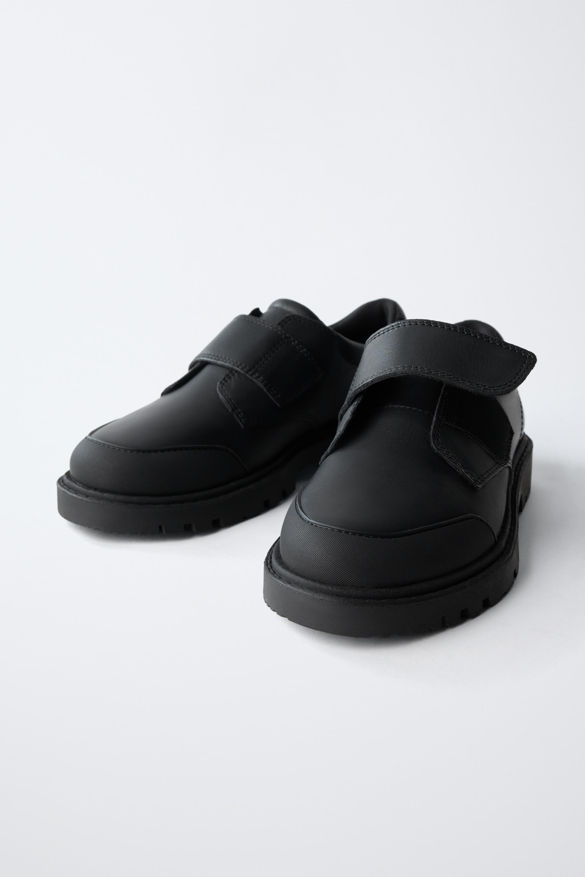 CHAUSSURES D'ÉCOLIER EN CUIR