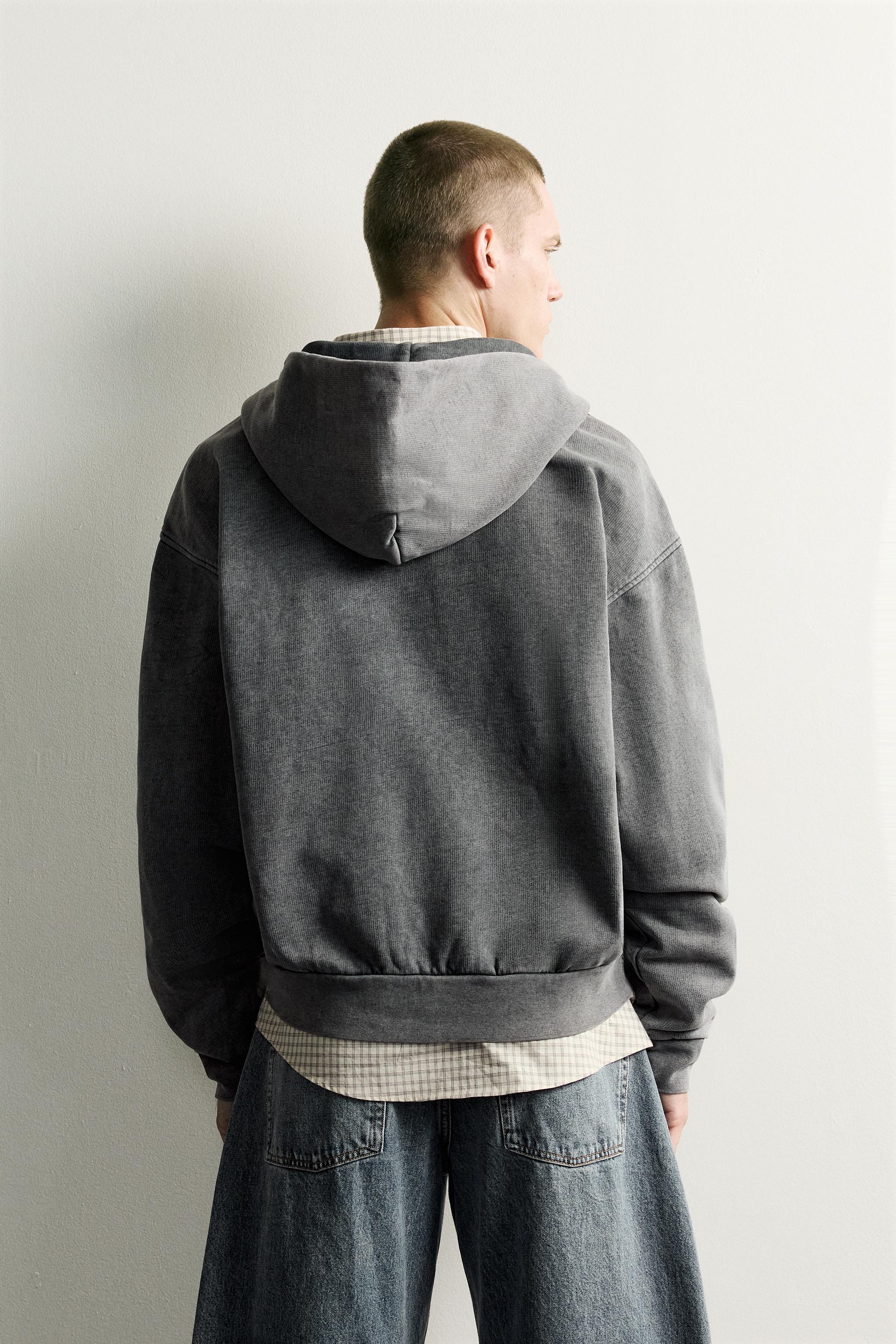 BOXY FIT BASIC ZIP-UP HOODIE