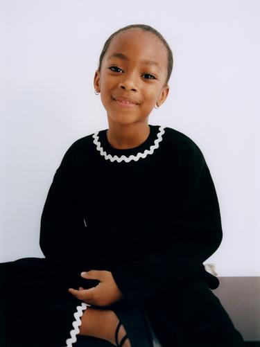 WAVY KNIT JUMPER - Black by Zara