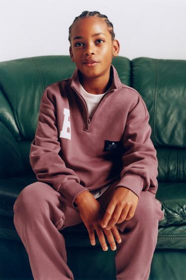 EMBROIDERED JOGGING SWEATSHIRT WITH LABEL - Burgundy by Zara