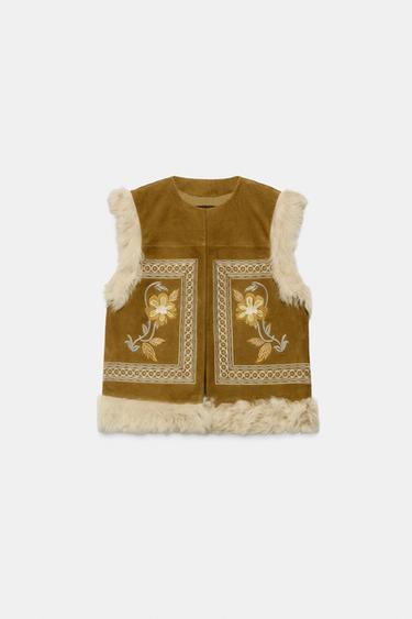 CHALECO BORDADOS ZW COLLECTION - Mostaza de Zara - Imagen 0