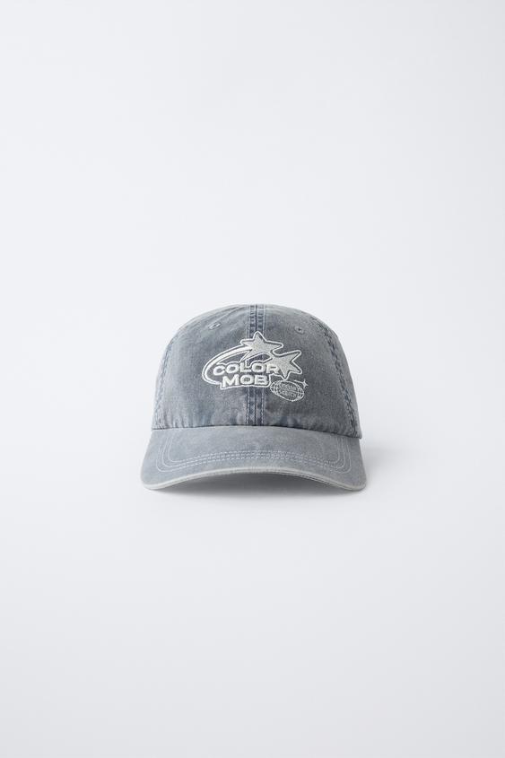 GORRA EFECTO LAVADO BORDADO - Gris claro de Zara - Imagen 0