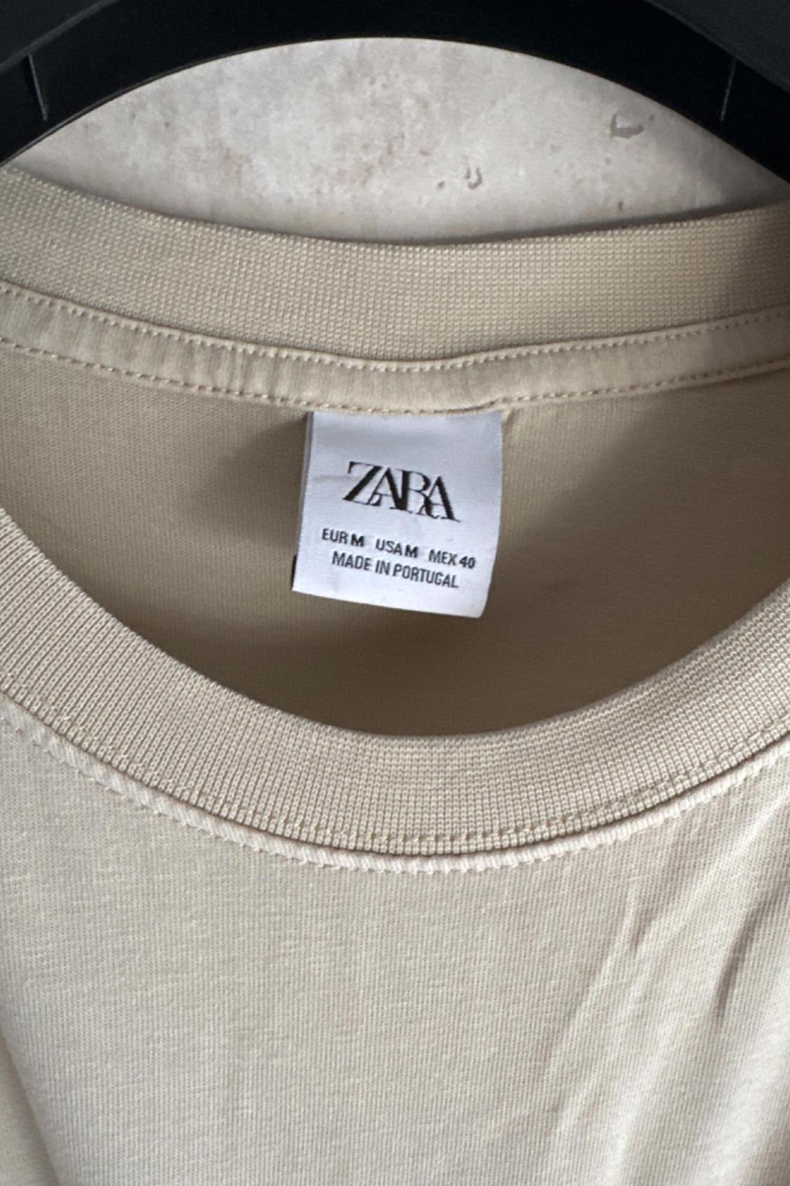 TEXTURED PRINT T-SHIRT - Image 3