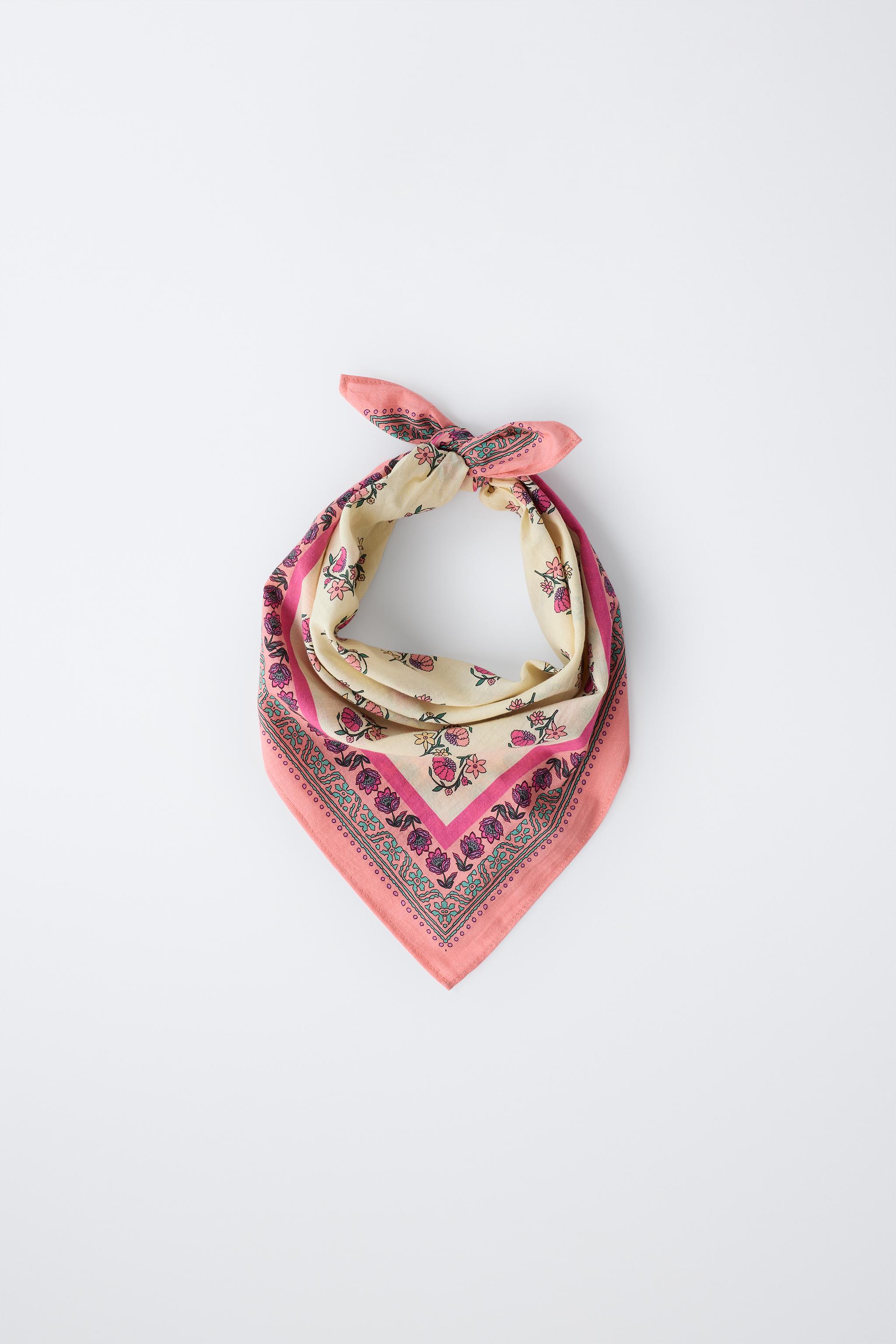 FLORAL PRINT BANDANA