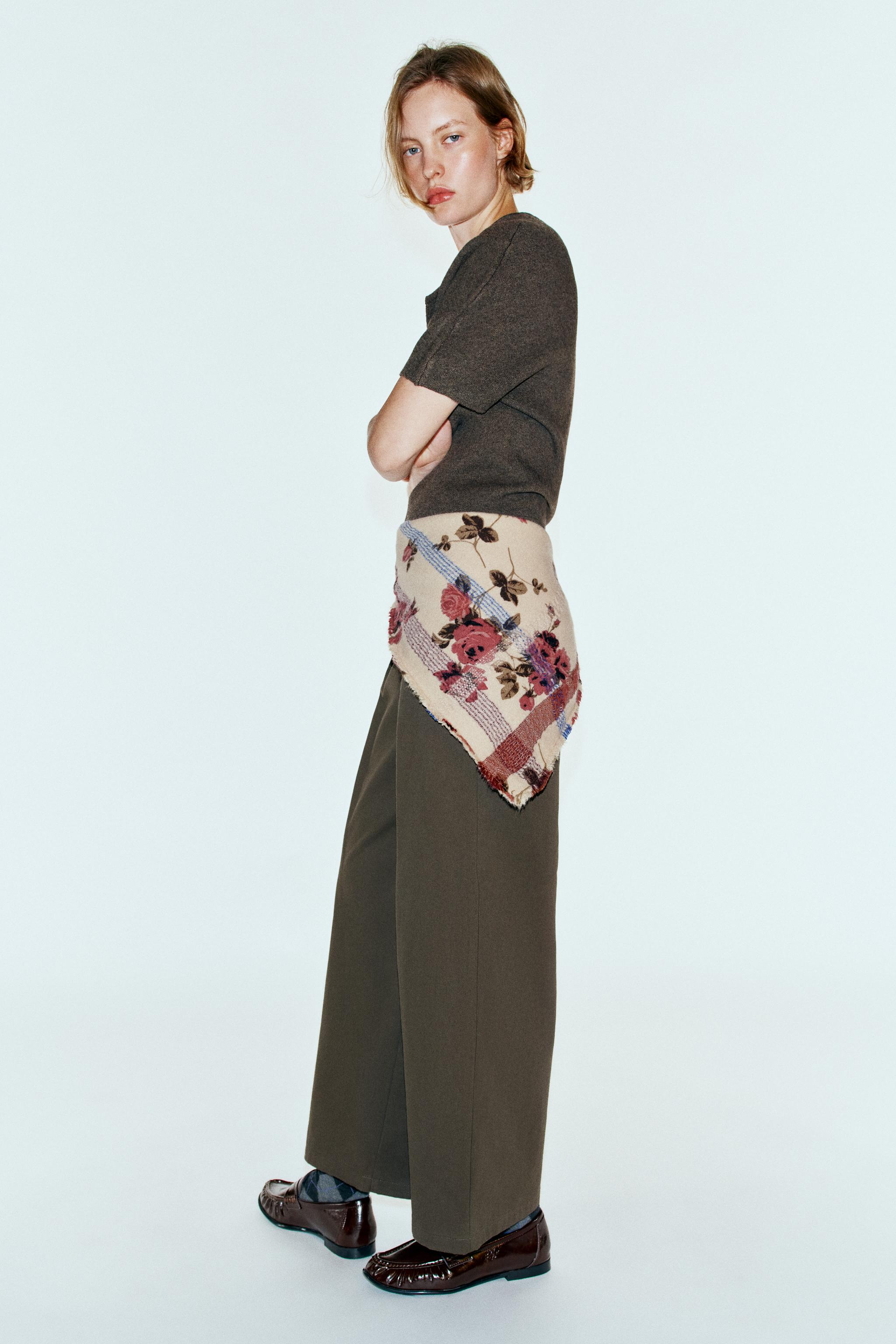 PULL CROISÉ EN MAILLE MANCHES COURTES