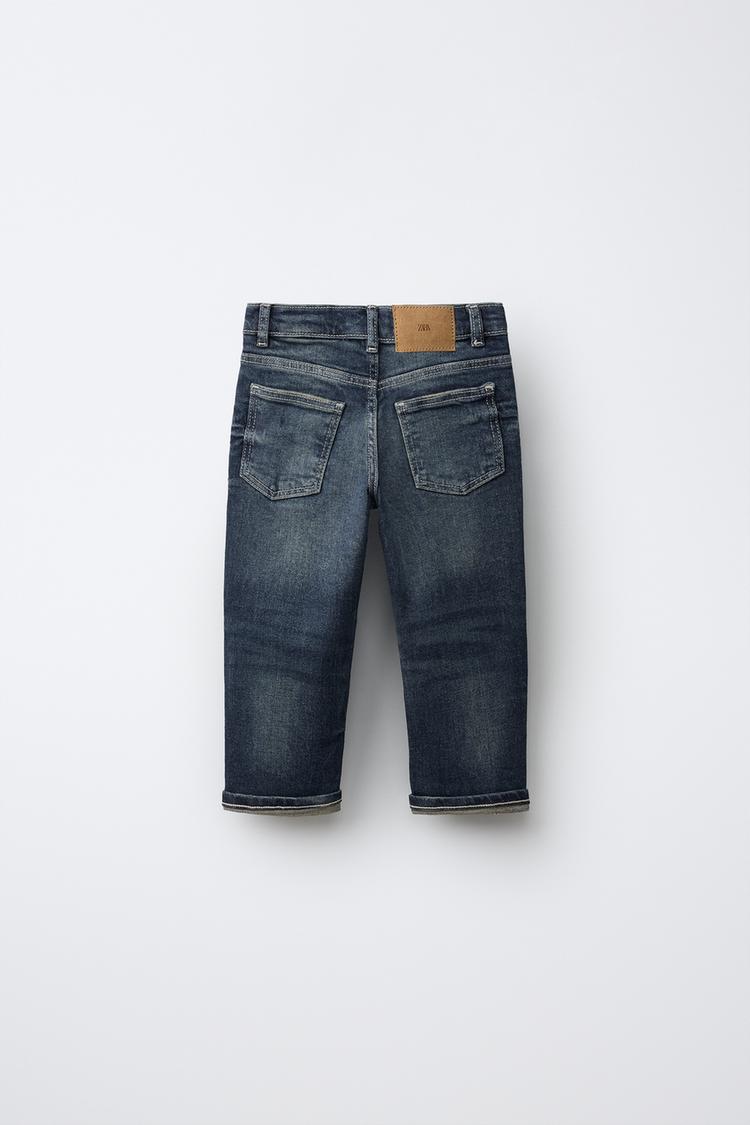 JEANS SLIM CÓMODO 2