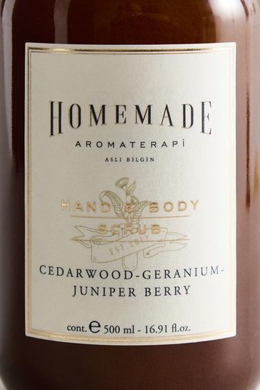 (550 ML) CEDARWOOD, GERANIUM, JUNIPER BERRY EXFOLIANT - White / Pink by Zara - Image 4